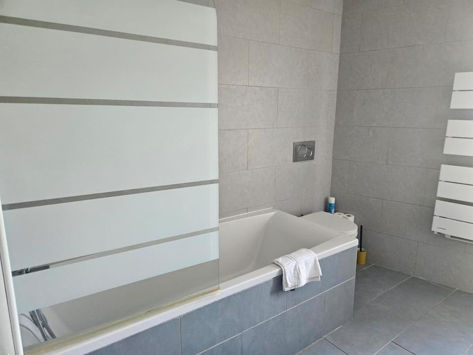 L'Escapade Marsannaise - Grande maison de village Villa in Provence-Alpes-Côte d'Azur