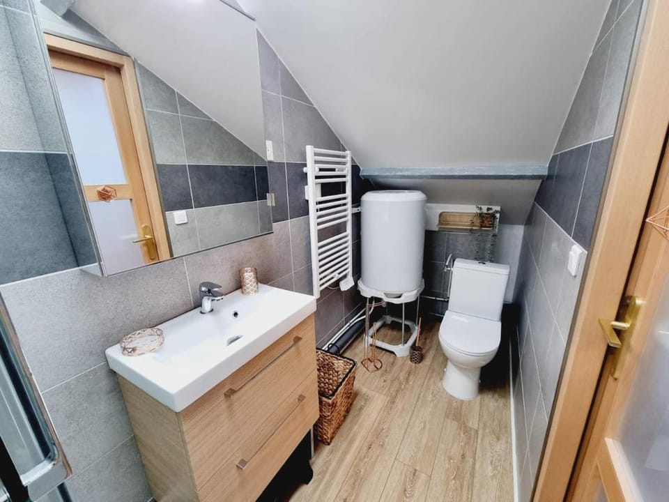1 clémence fouriaux proche gare et climatisé Apartment in Reims
