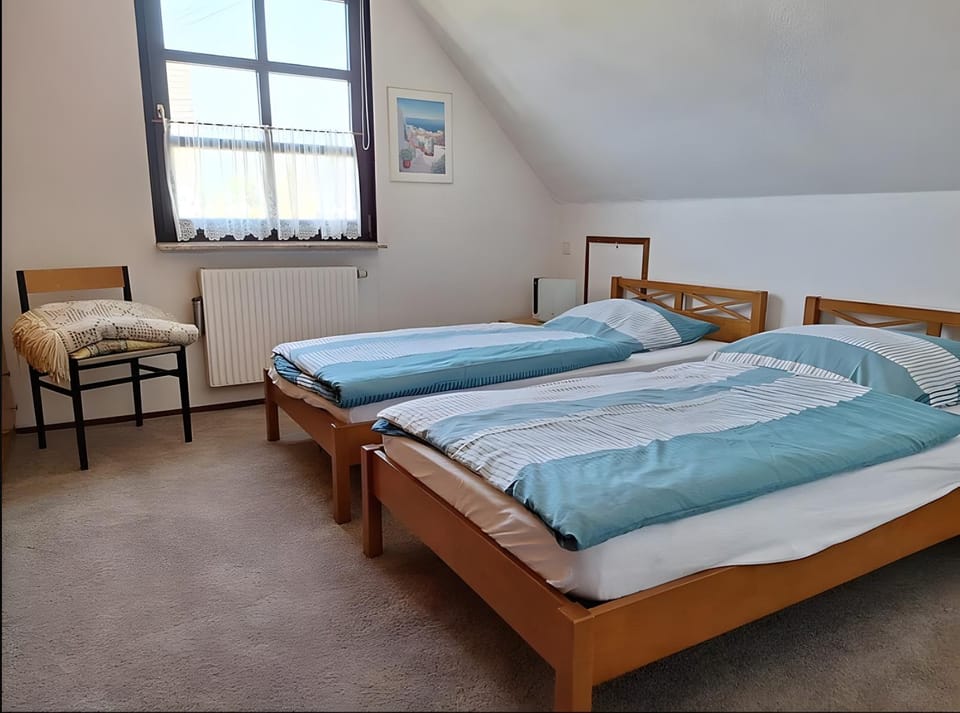 Property building, Living room, Bedroom