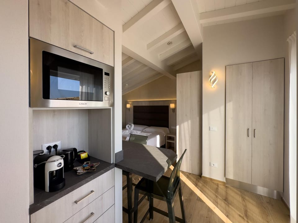 Coffee/tea facilities