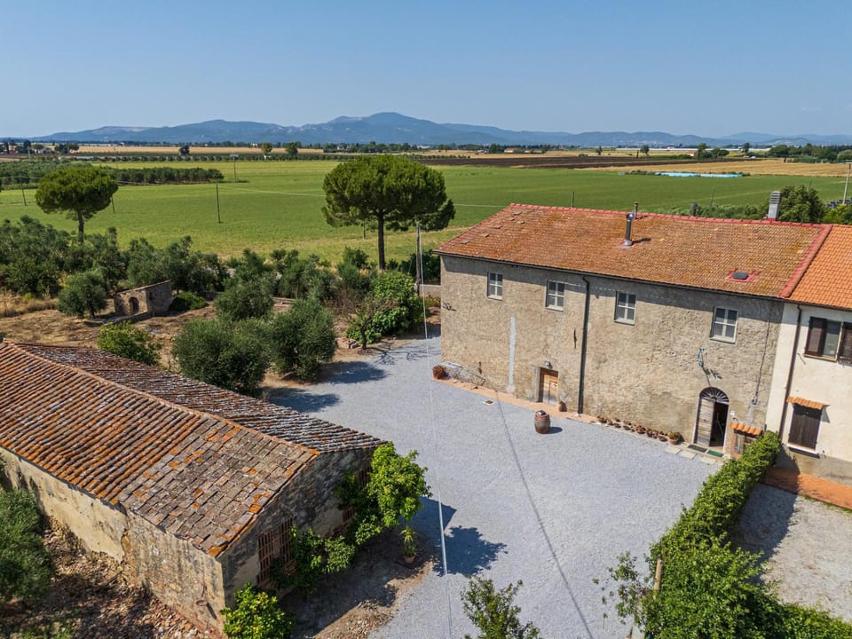 Il Podere Del Ponti - Paduletto Country House in Tuscany