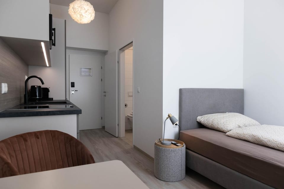 Bed, Kitchen or kitchenette, Photo of the whole room