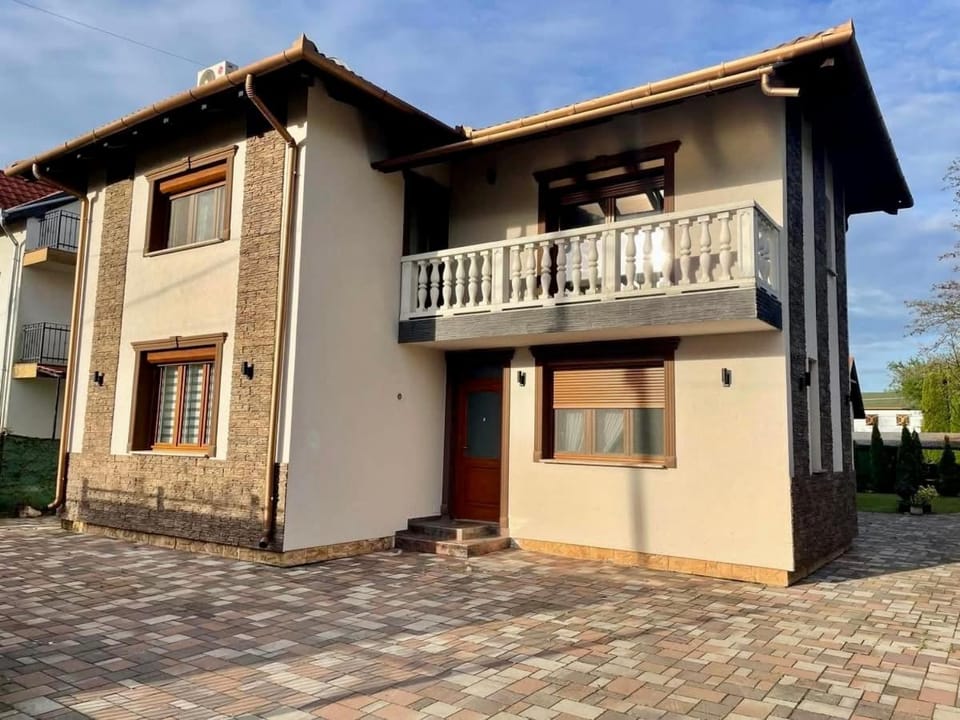 Lilien Vendégház Balatonfenyves House in Hungary