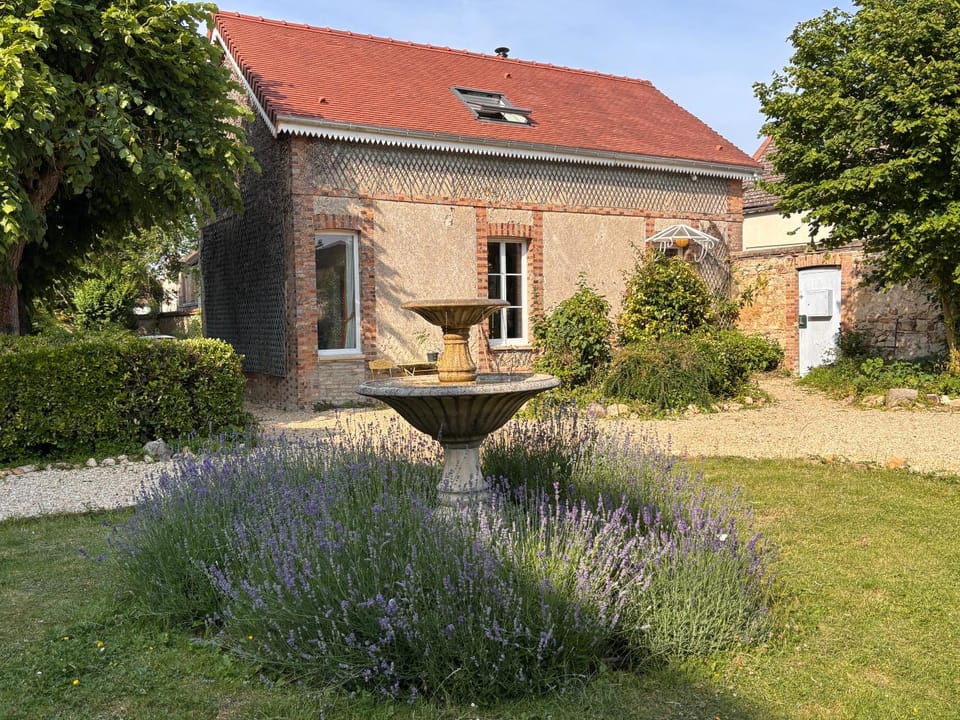 Property building, Garden