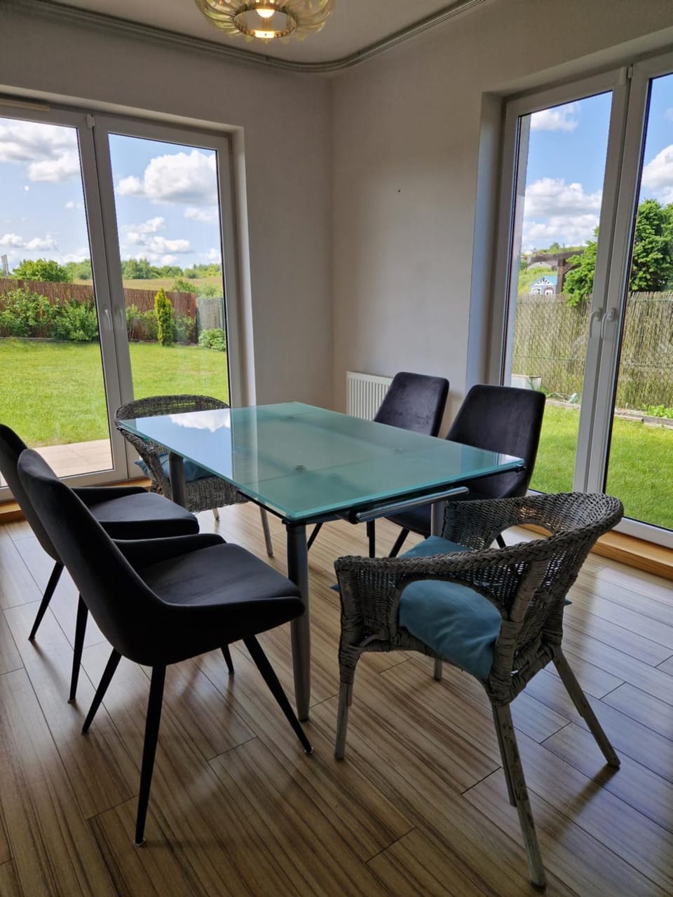 Garden, Balcony/Terrace, Living room, Seating area, Dining area