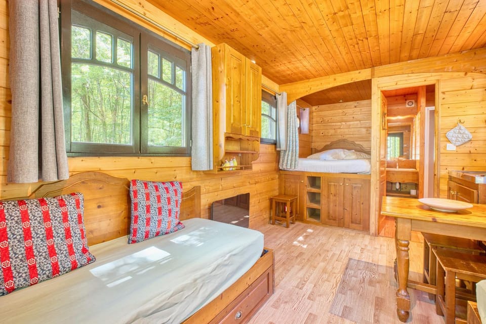 Property building, Living room