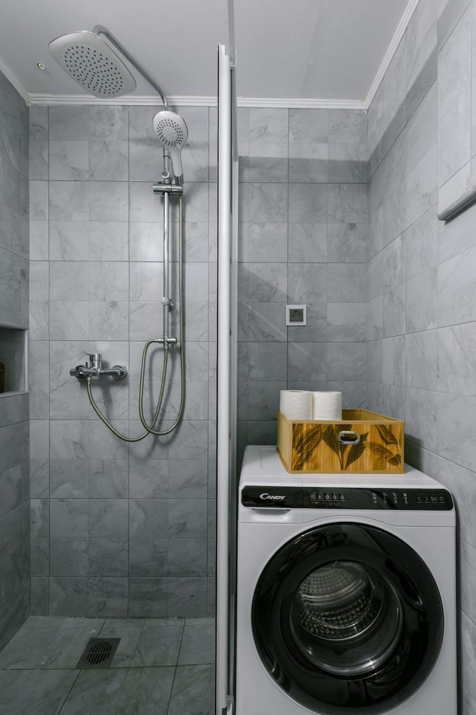 Shower, Bathroom, washing machine