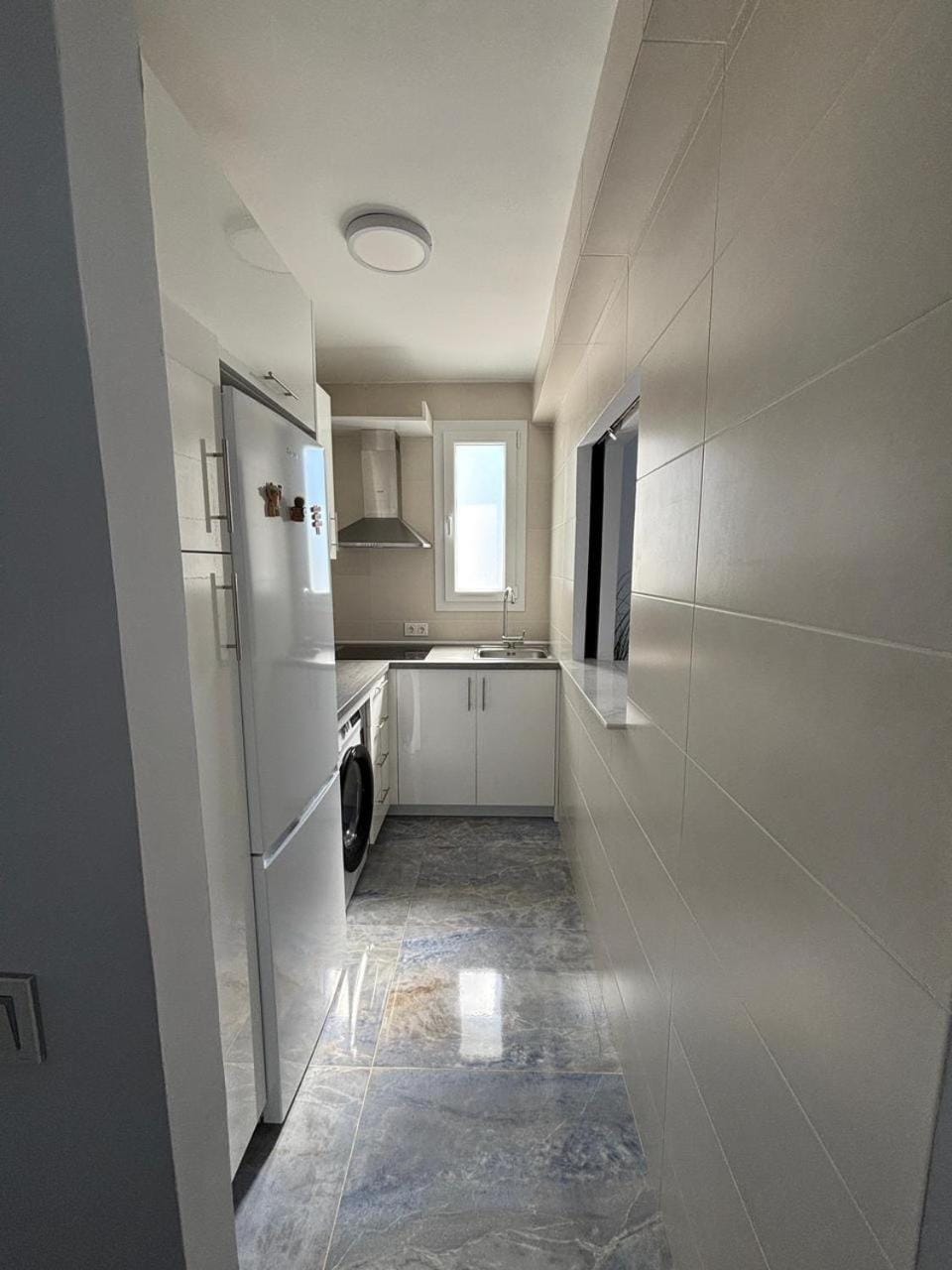 Kitchen or kitchenette, oven