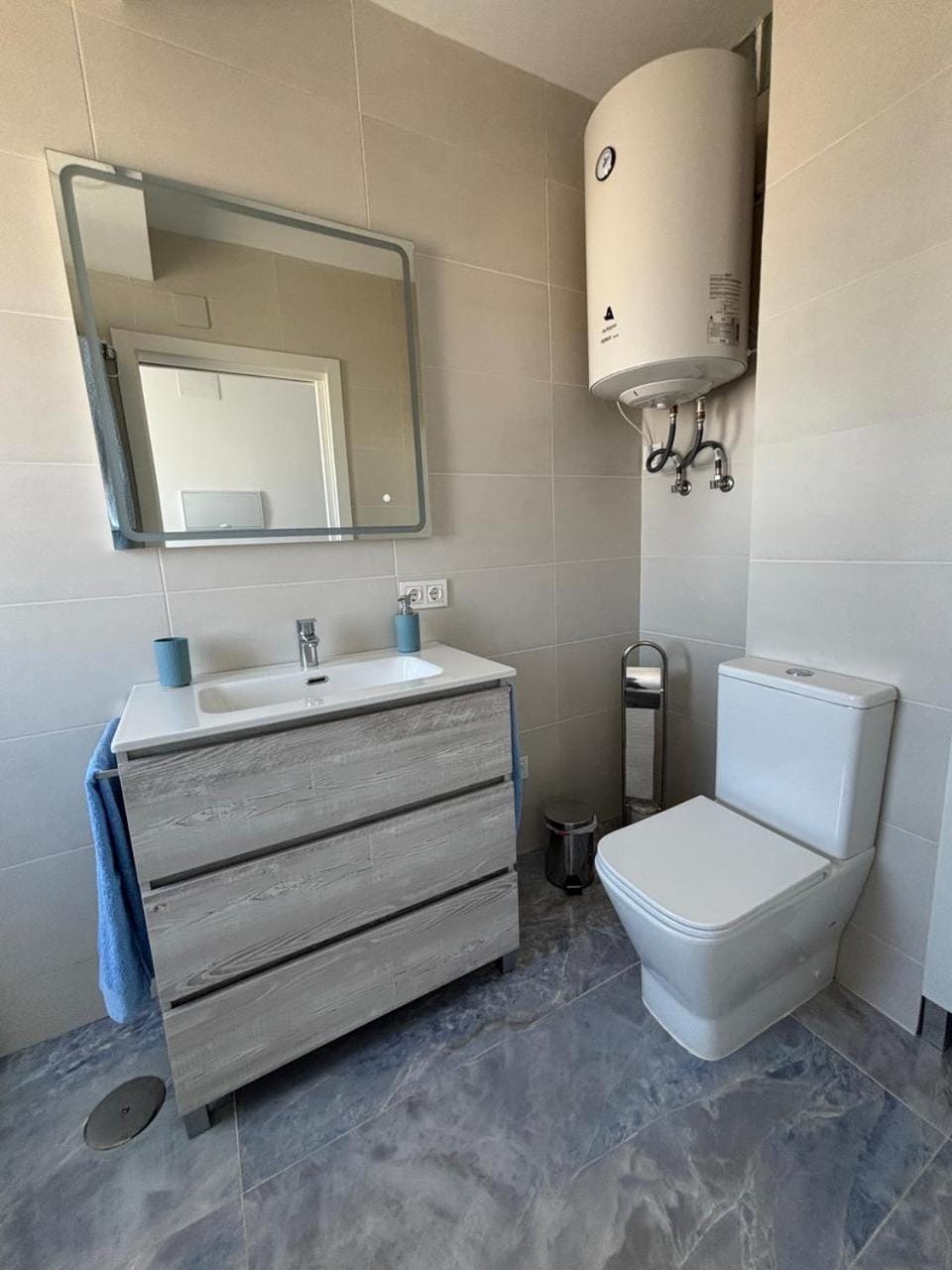 Bathroom, Bath