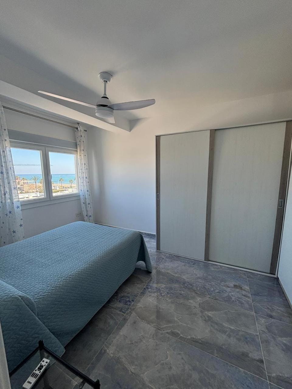 Nearby landmark, Bed, Bedroom, City view, Garden view, Sea view, Sunrise, wardrobe