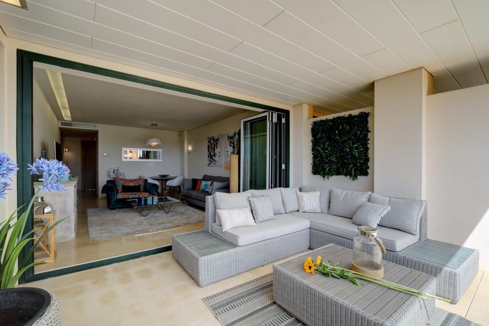 Balcony/Terrace, Living room
