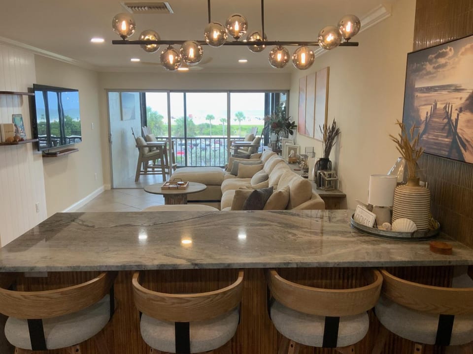 Crescent Royale Condominiums 305 House in Siesta Beach