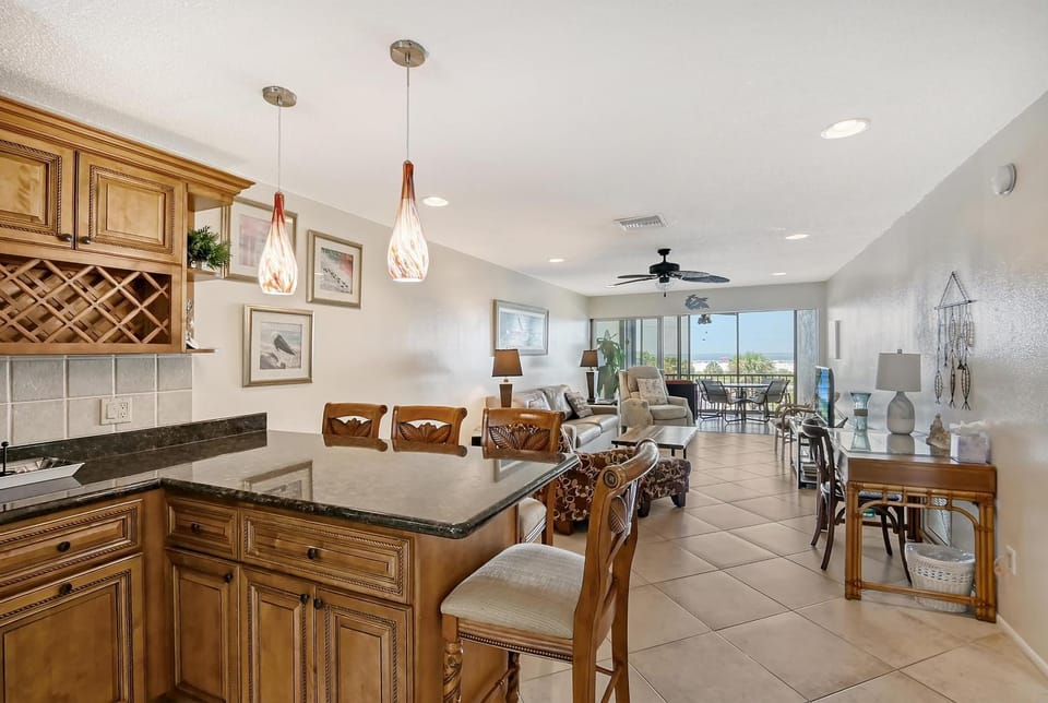 Crescent Royale Condominiums 309 House in Siesta Beach