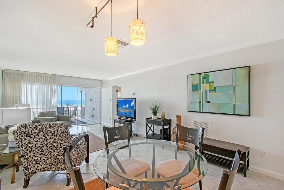 Crescent Royale Condominiums 505 House in Siesta Beach