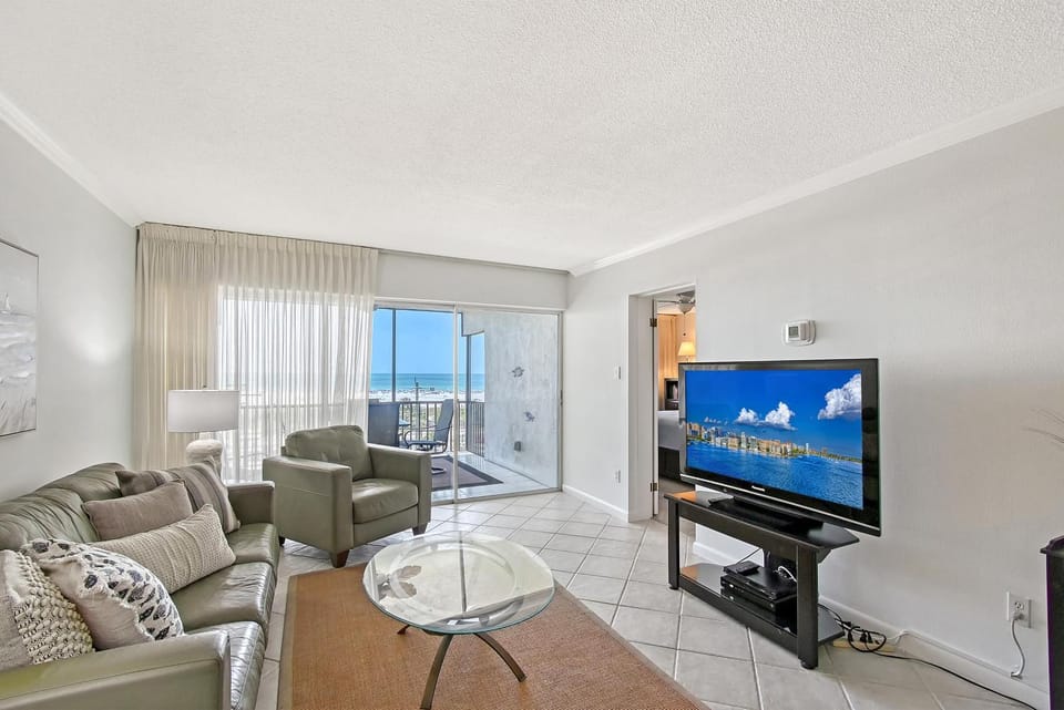 Crescent Royale Condominiums 505 House in Siesta Beach