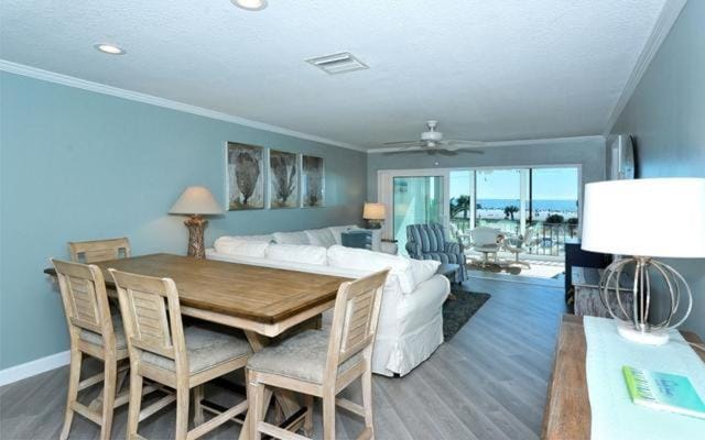 Crescent Royale 310 House in Siesta Beach