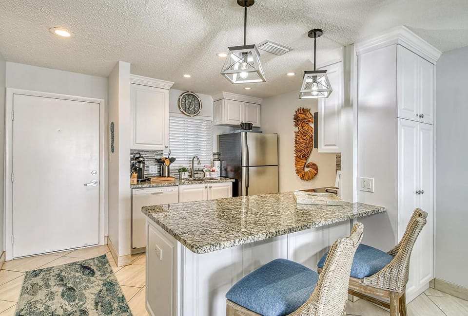 Crescent Royale Condominiums 508 House in Siesta Beach