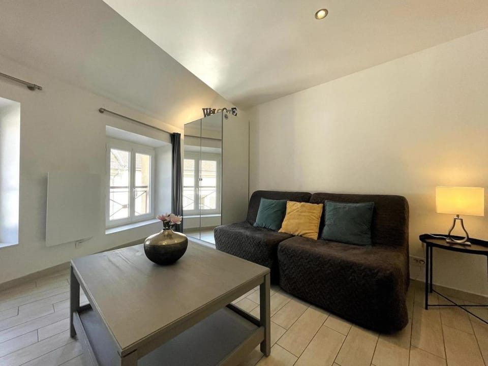 Cozy stay in Fontainebleau - 150 m from the castle Apartment in Fontainebleau