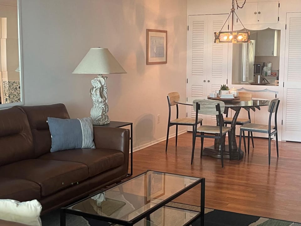 Crescent Royale 405 House in Siesta Beach