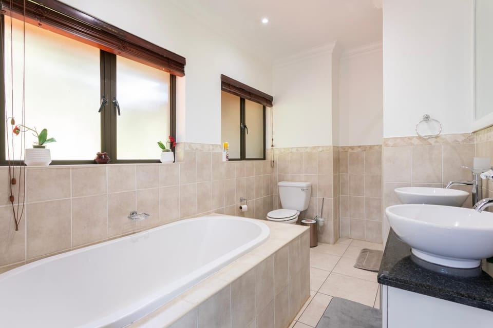 T-Prop 44 Horsewood Zimbali Villa in South Africa