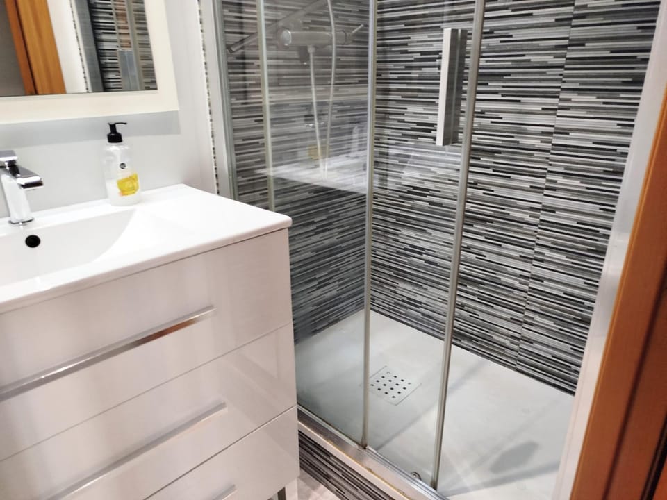 La habitación de Santa Eulalia Vacation rental in L'Hospitalet de Llobregat