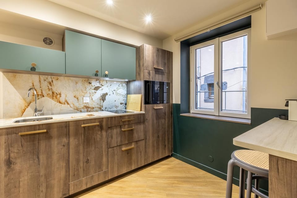 Studio Chic & Spacieux Hyper-Centre Clermont A Apartment in Clermont-Ferrand