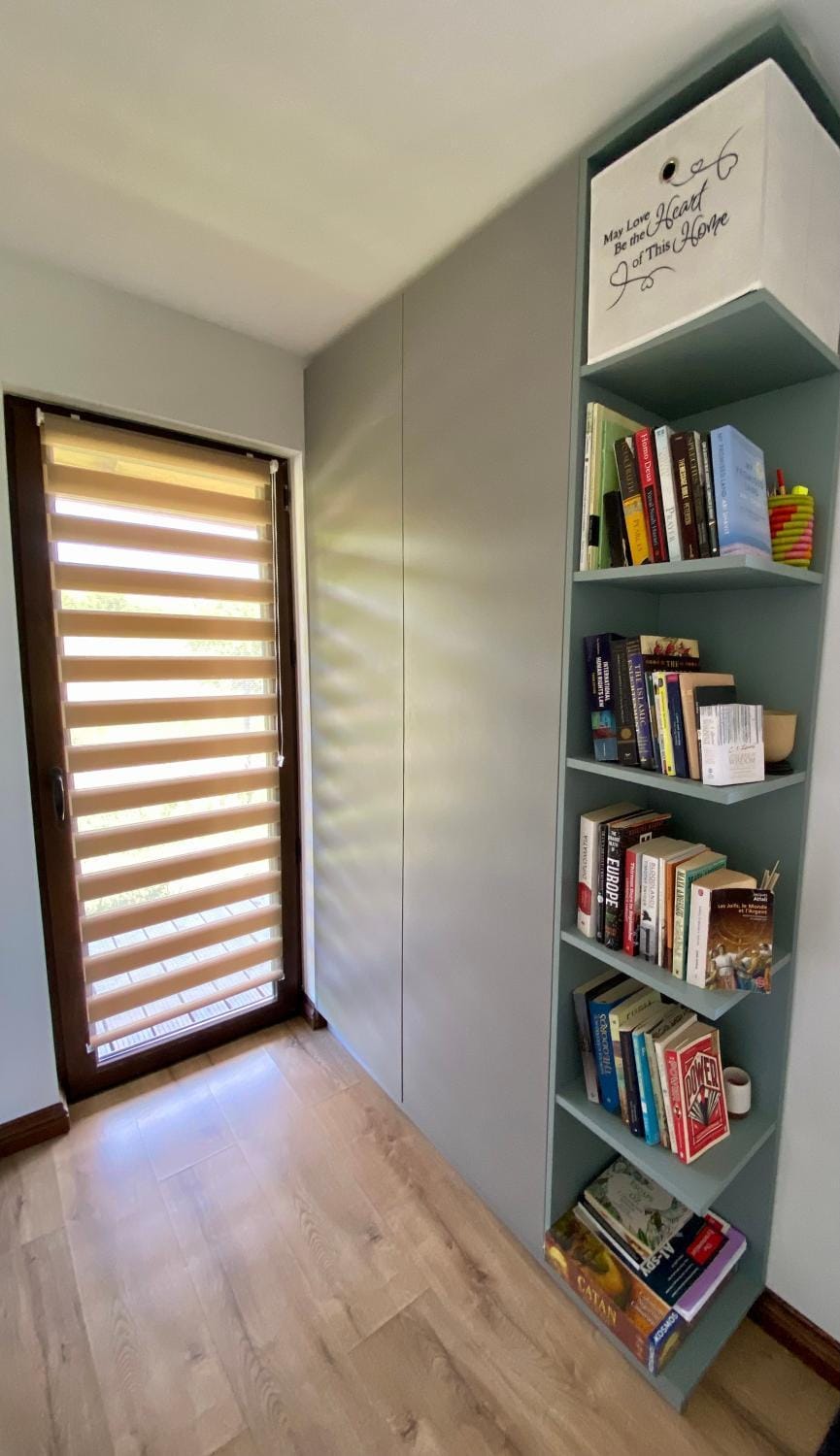 Library, wardrobe