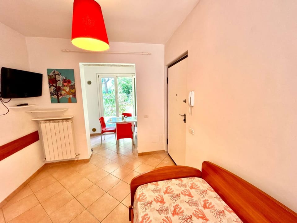 Bilocale Marta con giardino a due passi dal centro di Sirolo Apartment in Sirolo