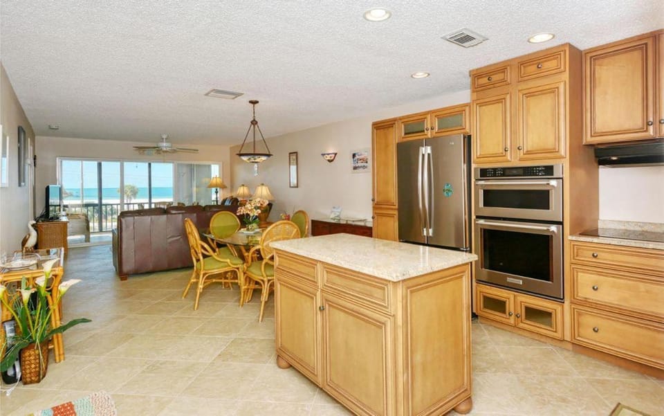 Crescent Royale Condominiums 312 House in Siesta Beach
