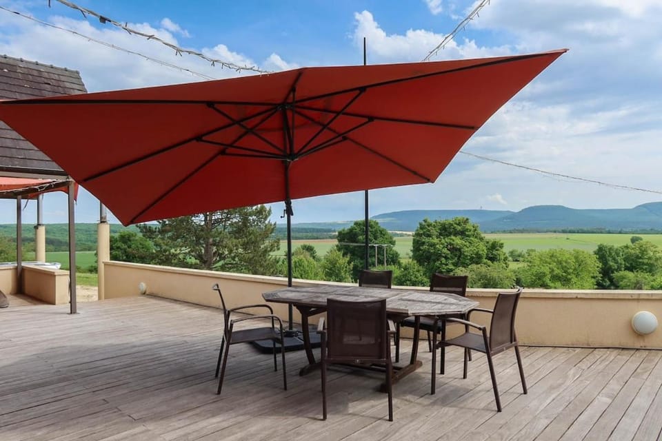 La terrasse du Colombier Villa in Bourgogne-Franche-Comté