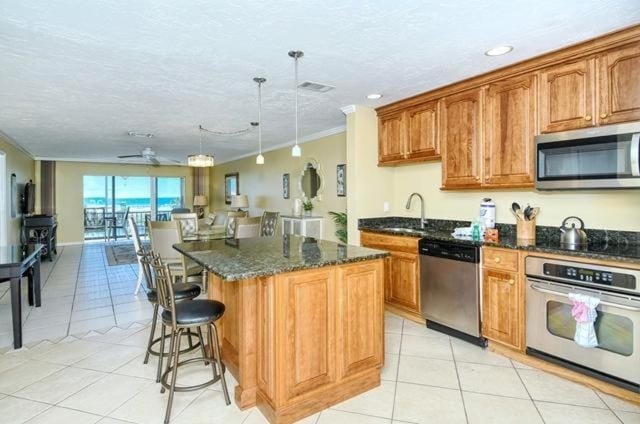 Crescent Royale Condominiums 3C House in Siesta Beach