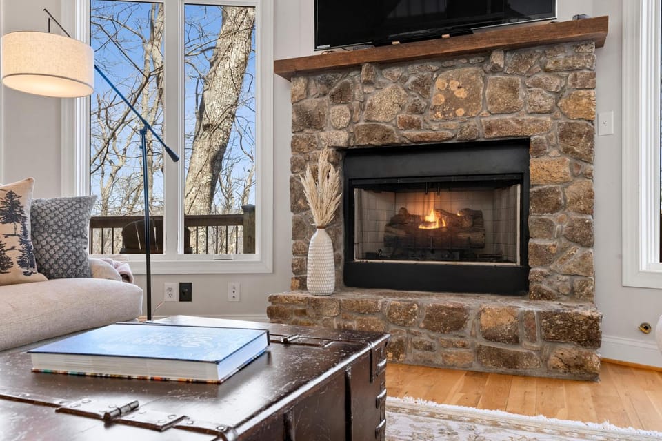 Antlers Aweigh with Wintergreen Advantage House in Massies Mill