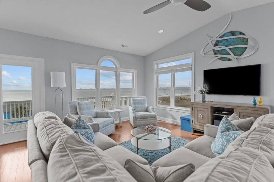 Ocean View Pool Waterslide Elevator & Firepit House in Oak Island