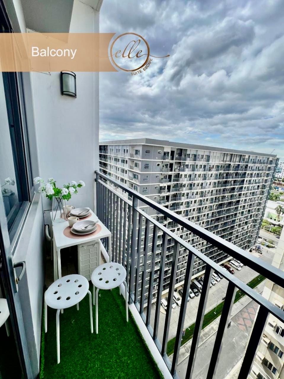 View (from property/room), Balcony/Terrace, City view