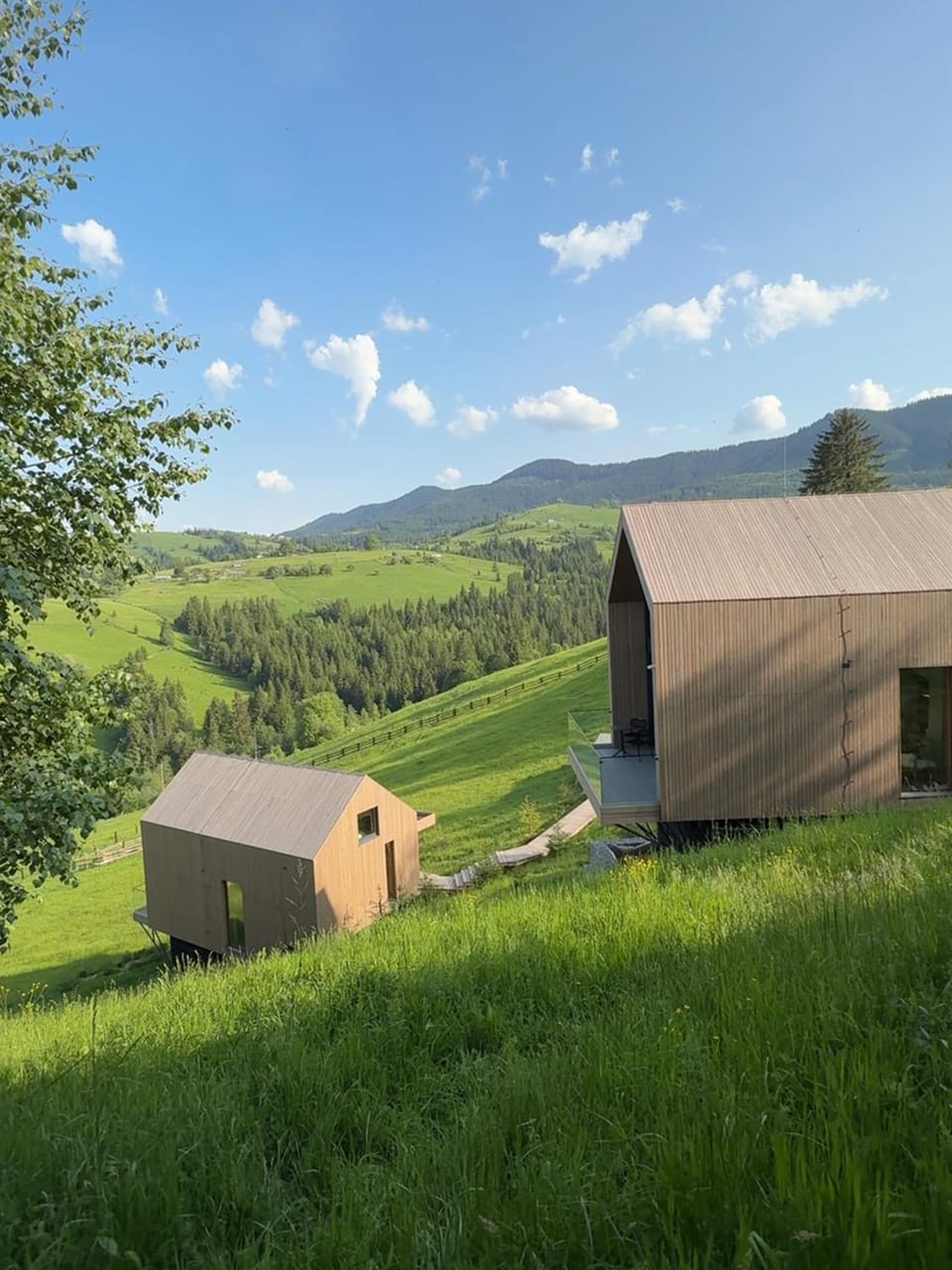 Property building, Natural landscape, Mountain view