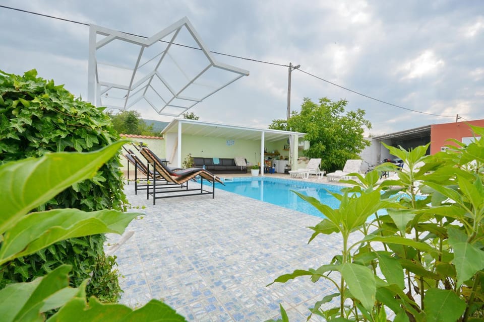 Seating area, Swimming pool