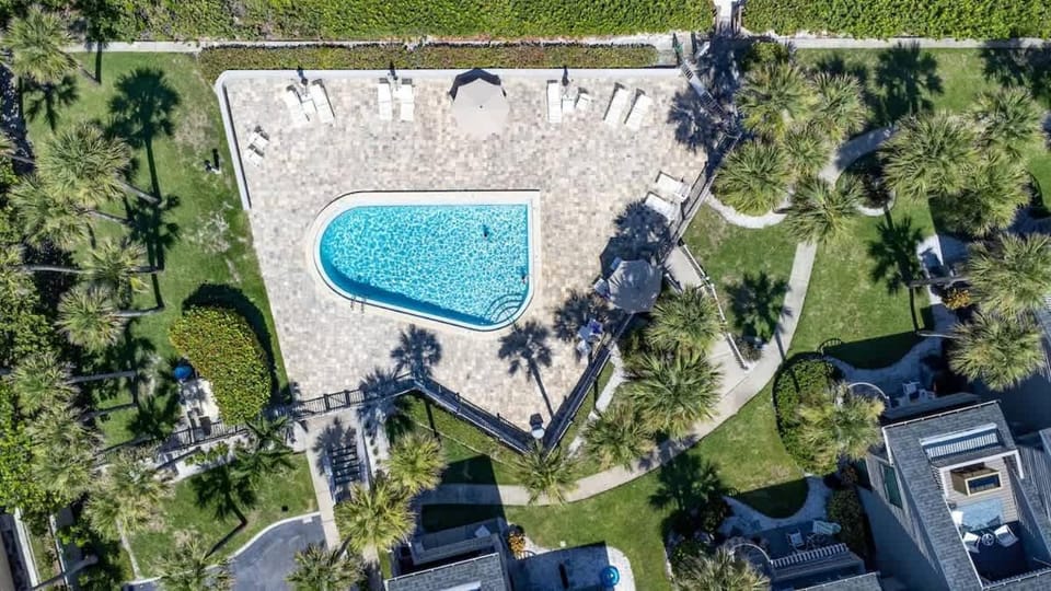 Beachfront Aldea 12 Apartment hotel in Belleair Beach