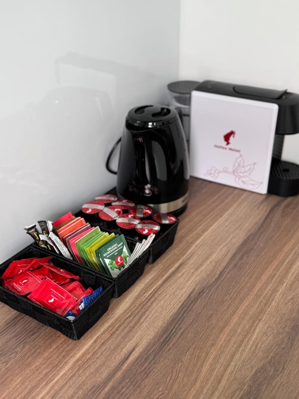 Coffee/tea facilities