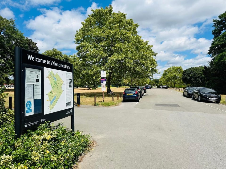 Sterling Bed & Breakfast Hotel in Ilford