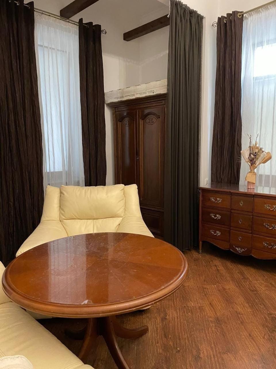 Одесская классика на Еврейской Apartment in Odessa