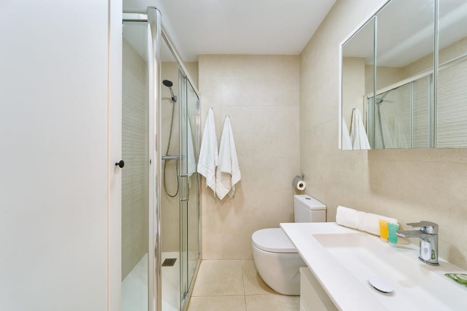Shower, Bathroom