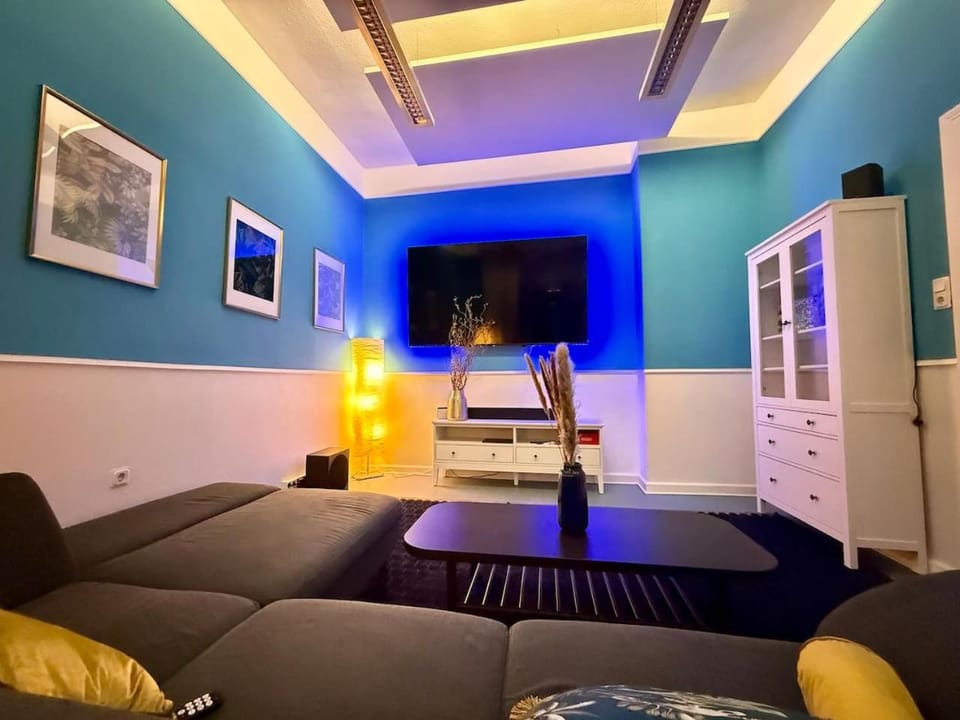 Luxury 5BR City Villa | Chic & Spacious | Families Apartment in Oldenburg