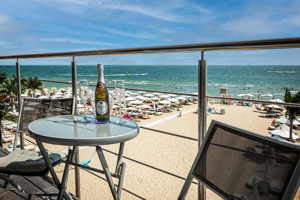 Patio, Day, View (from property/room), Balcony/Terrace, Beach, Sea view, Drinks, sunbed