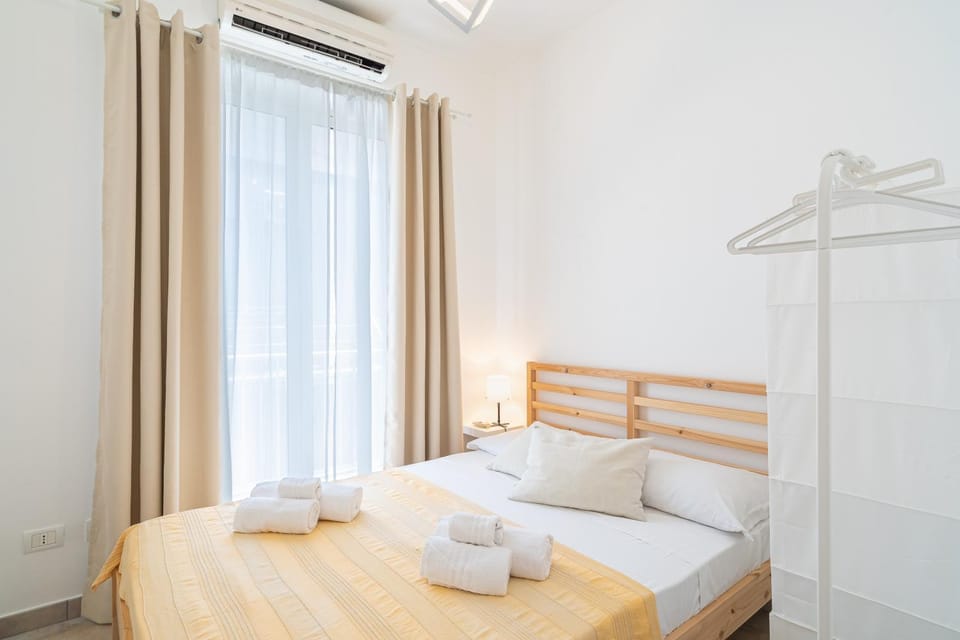 Property building, Living room, Bedroom