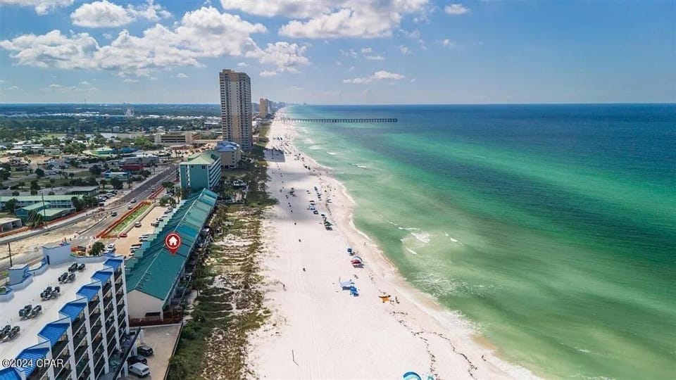 Gulfs Edge Townhome #7- Sun-Kissed Memories by Emerald Coast Retreats House in Panama City Beach
