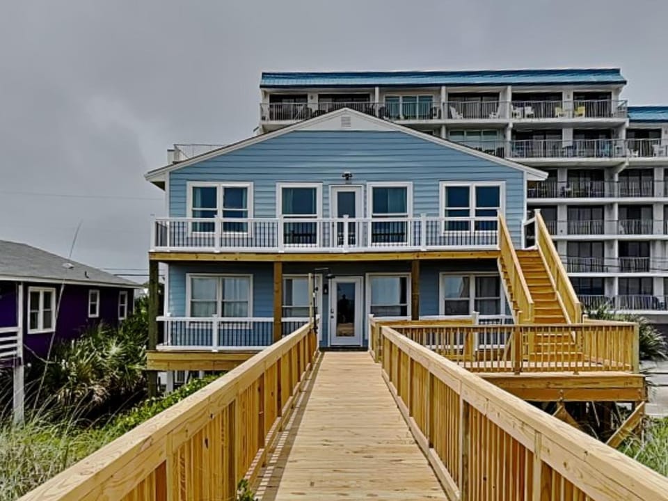 Seaside Serenity A House in Carolina Beach