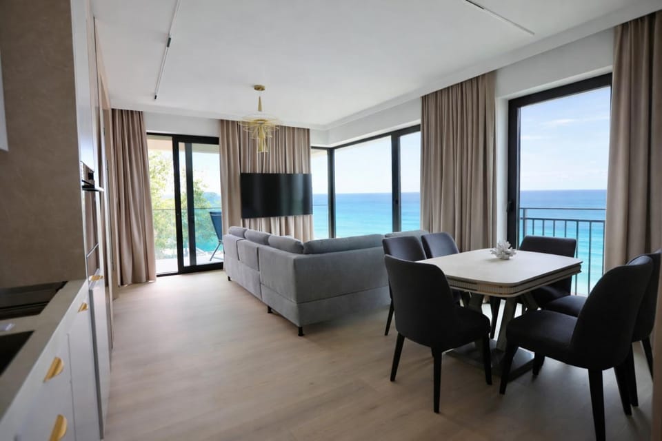 Living room, Photo of the whole room, Sea view