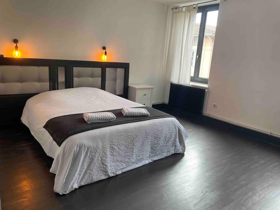 Maison de ville Le Colombier Proche Pistes Cyclables House in Auvergne-Rhône-Alpes