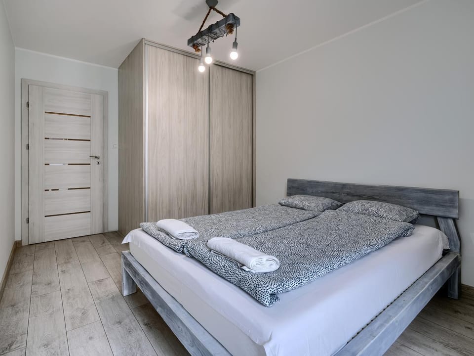 Bedroom, wardrobe
