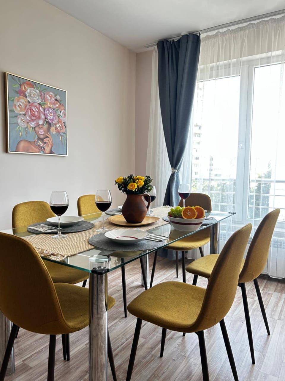 Living room, Dining area